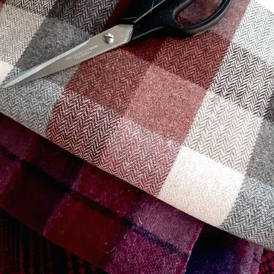 AUTUMN COLOURS |WOOL PLAID POCHETTE